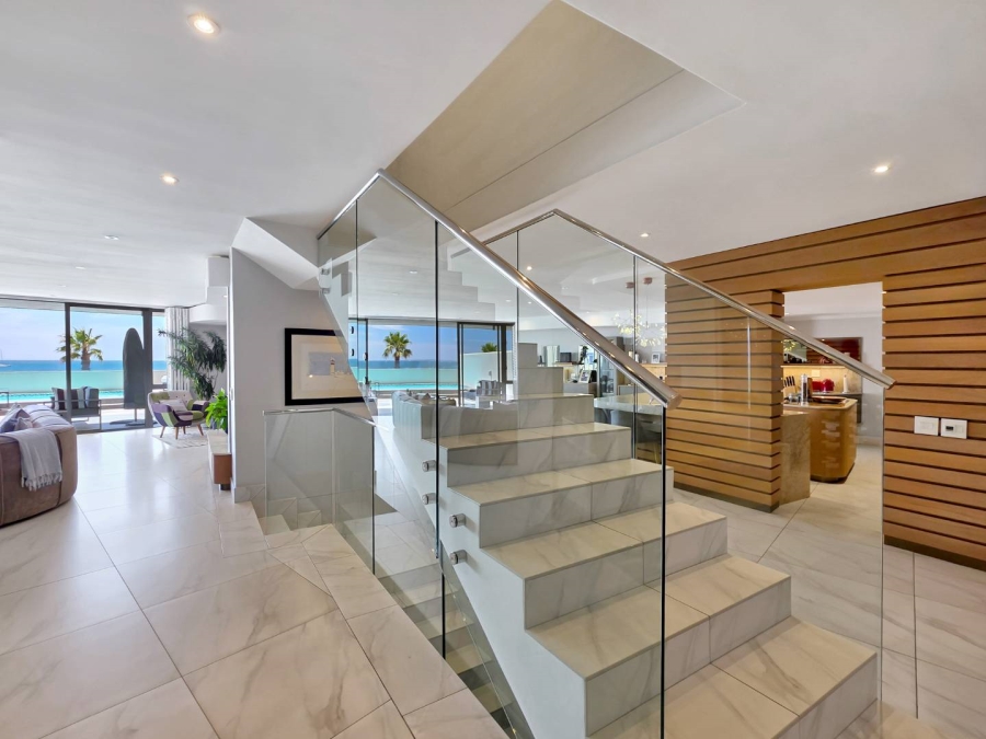 3 Bedroom Property for Sale in Mouille Point Western Cape